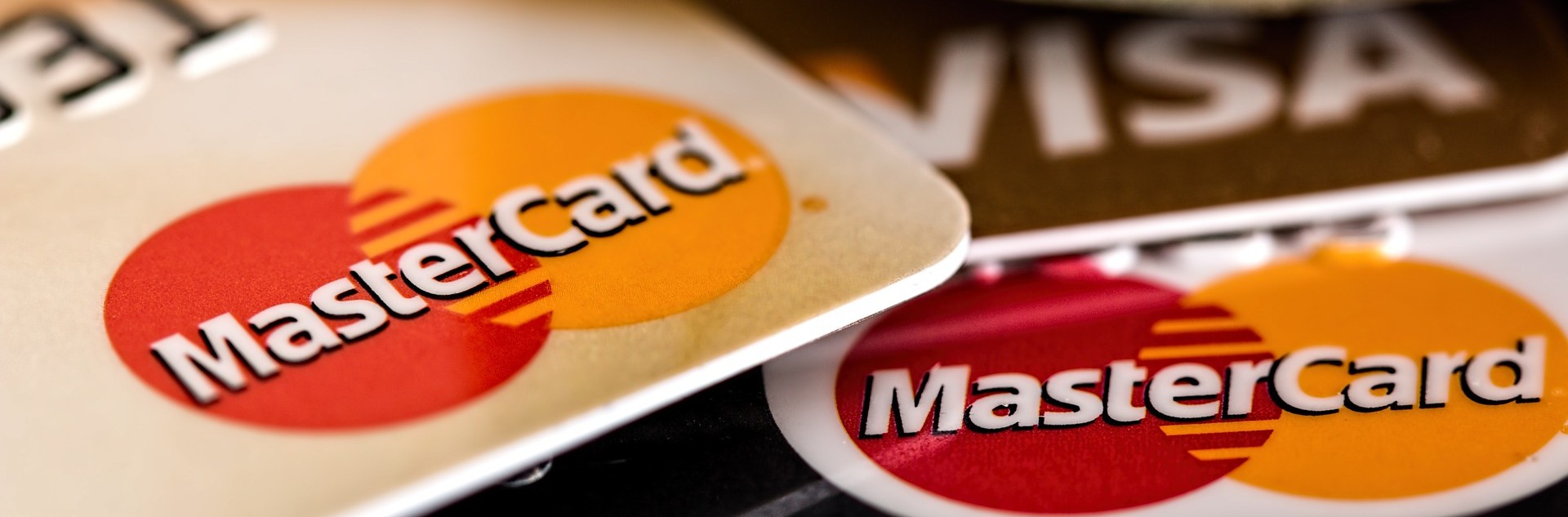 Avoid High Risk Status and Accept Credit Cards Online for Less