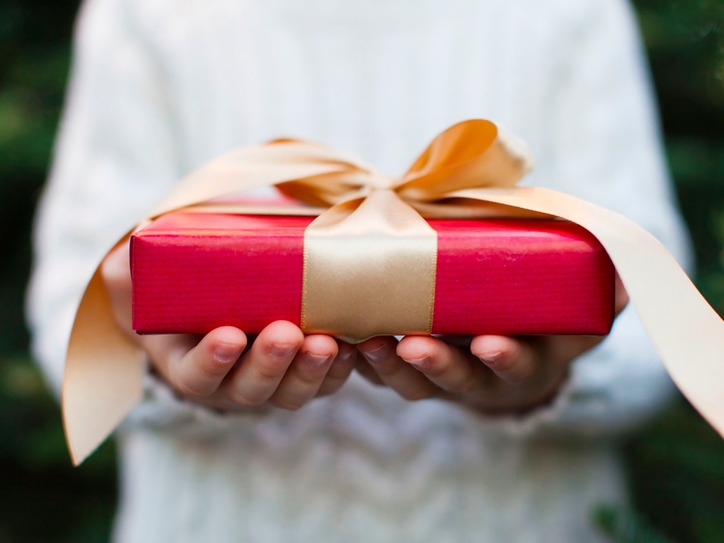 8 Amazing Gift Ideas for Employees